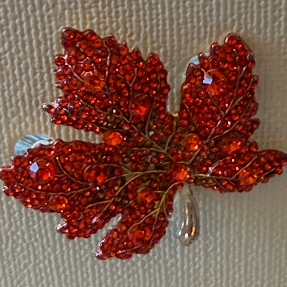 Piper K Maple Leaf Brooch-NWT